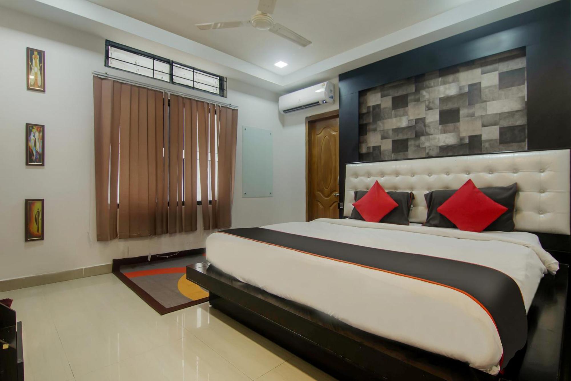Collection O The Blu Bell Nizarapar Path Hotel Guwahati Exterior foto